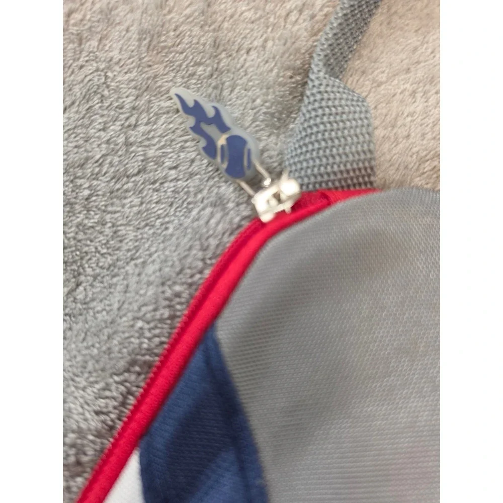 Wilson US Open‎ Tennis Sling Bag Crossbody Backpack Red White Blue Logo